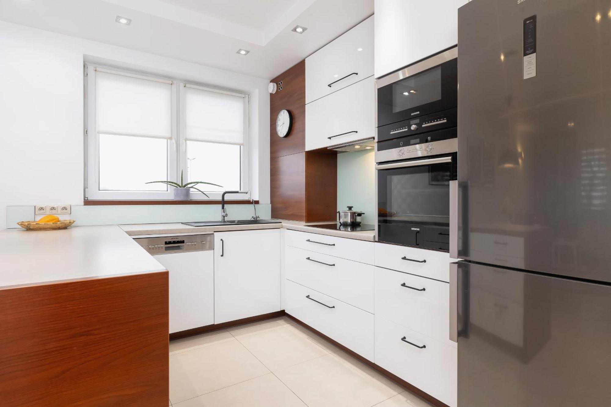 Dworska Modern Apartment In Zabrze By Rent Like Home Extérieur photo