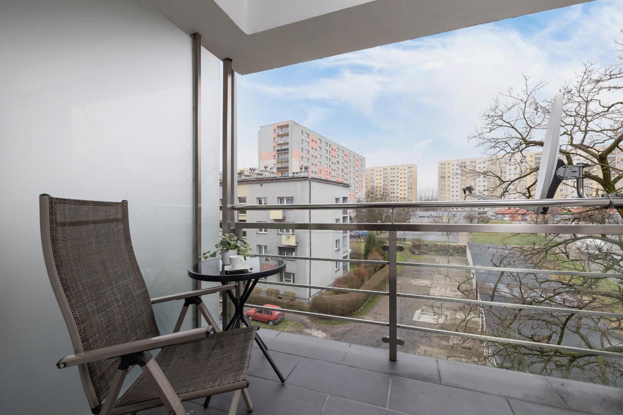 Dworska Modern Apartment In Zabrze By Rent Like Home Extérieur photo